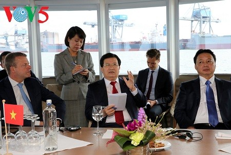 Việt Nam và Hà Lan tăng cường hợp tác trong lĩnh vực nghiên cứu về nước, quản lý cảng biển - ảnh 2